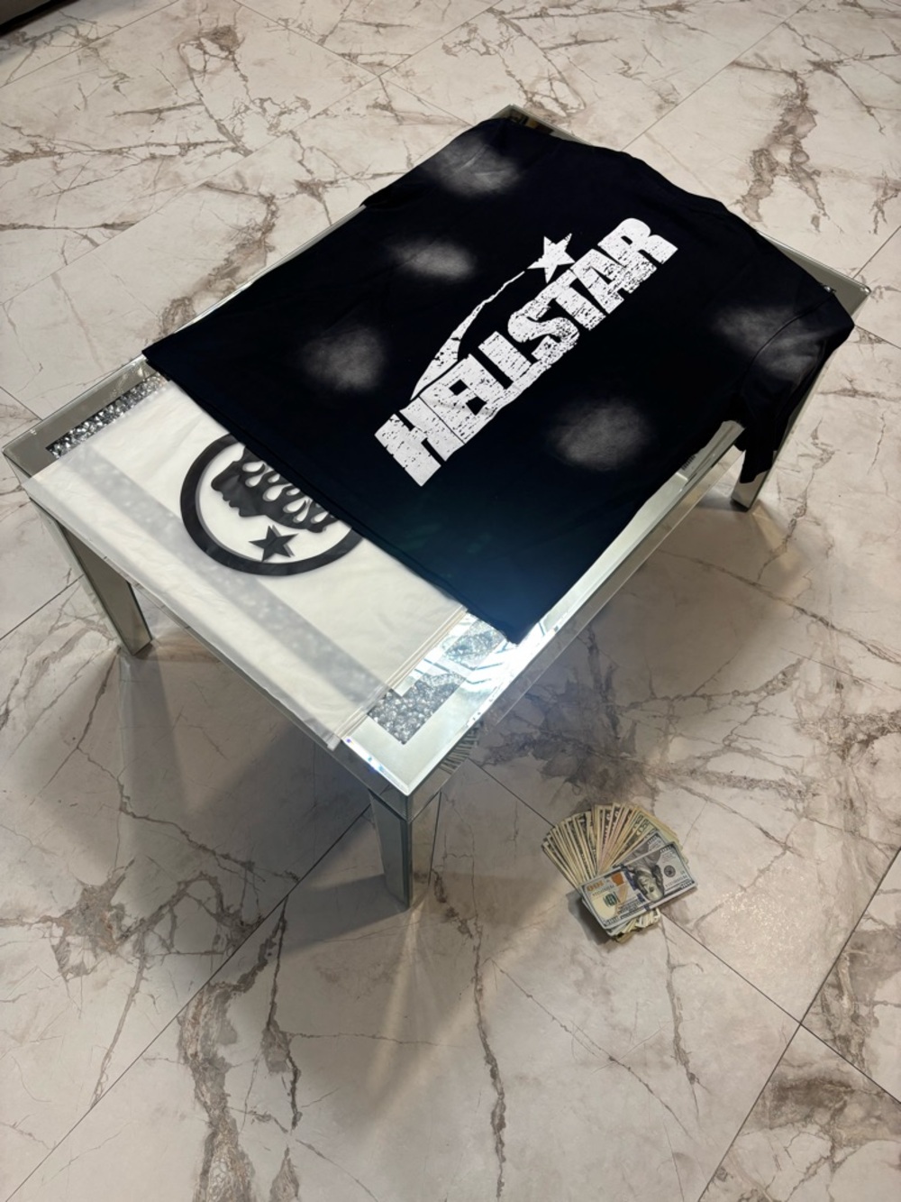 HELLSTAR - Picture 2 of 2